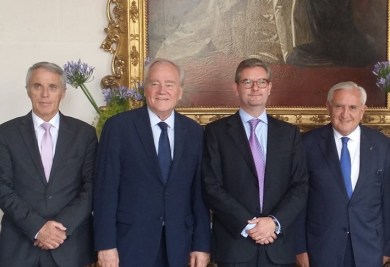 Christian-Cambon-Jean-Pierre-Raffarin-Julian-King1