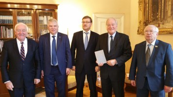 Christian Cambon - Konstantin Kossatchev, President du Comite de la Federation des affaires internationales