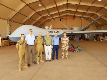 Christian Cambon - armée - Niger base Niamey