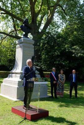 Christian Cambon - Igor Semo - Inauguration buste Delacroix