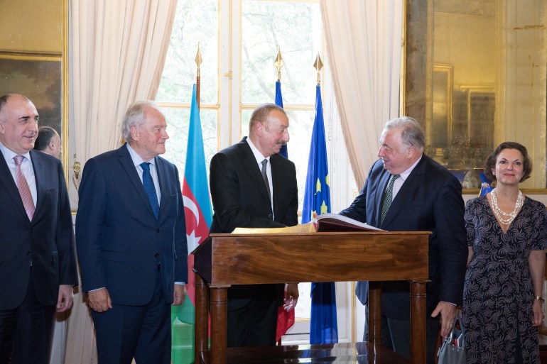 Christian Cambon - gerard Larcher - Ilham Aliyev.jpg