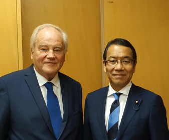 Christian Cambon - André Santini - M.Takao Ochi 2